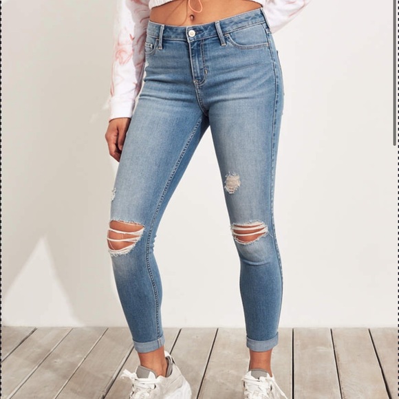 Hollister Denim - Hollister Mid-Rise Crop Skinny Jeans